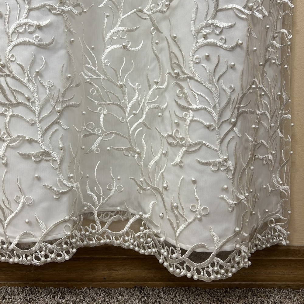 NWOT wedding dress - Picture 8 of 13